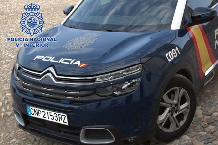Imagen de un vehículo policial (POLICÍA NACIONAL) 