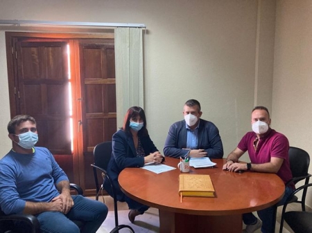 Imagen de la visita a Quéntar (DIPUTACIÓN) 