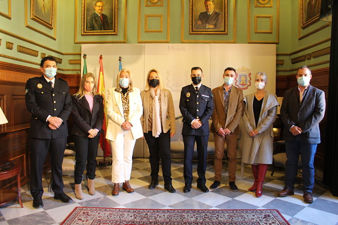 Imagen de la firma del convenio (AYTO. MOTRIK)