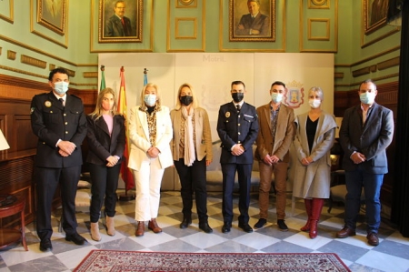 Imagen de la firma del convenio (AYTO. MOTRIK) Imagen de la firma del convenio (AYTO. MOTRIK)