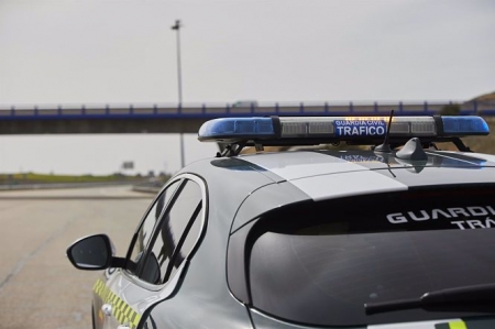 Vehículo de la Guardia Civil de Tráfico (JESÚS HELLÍN - EUROPA PRESS)