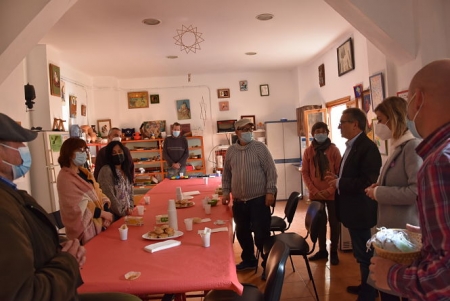 Imagen de la visita al centro (AYTO. BAZA)