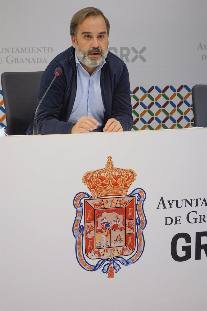  El concejal de Educación, Mantenimiento y Medio Ambiente de Granada, Jacobo Calvo (AYUNTAMIENTO DE GRANADA)