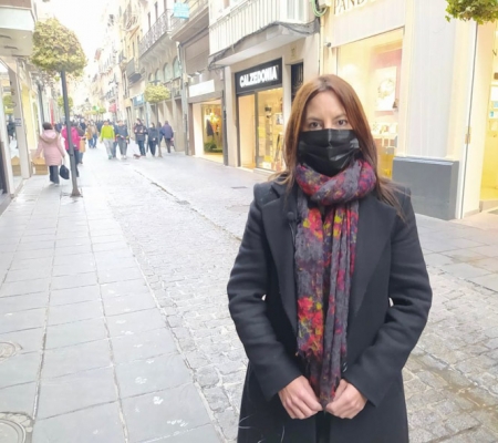 La Concejal de VOX en el Ayuntamiento de Granada, Mónica Rodríguez (VOX) 