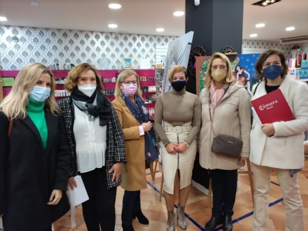 Visita a uno de los establecimientos (AYTO. MOTRIL) Visita a uno de los establecimientos (AYTO. MOTRIL)