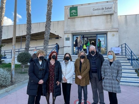 Imagen de la visita al Centro de Salud de Almuñécar (PSOE)