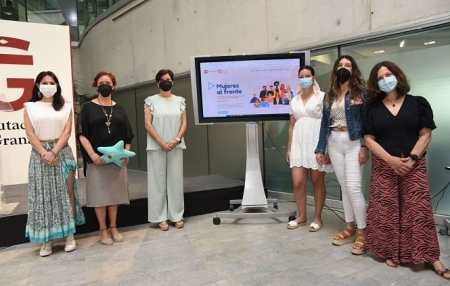 Presentación de la página web de mujeres emprendedoras de la provincia `Mujeres al frente` (DIPGRA / ARCHIVO) Presentación de la página web de mujeres emprendedoras de la provincia `Mujeres al frente` (DIPGRA / ARCHIVO)