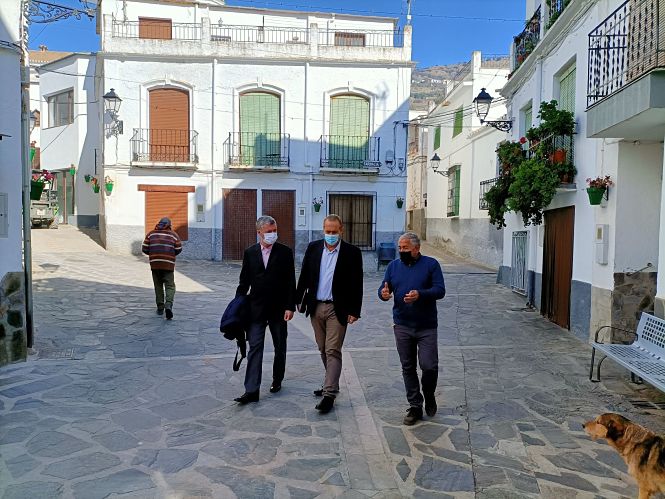 Imagen de la visita a Carataunas (JUNTA)