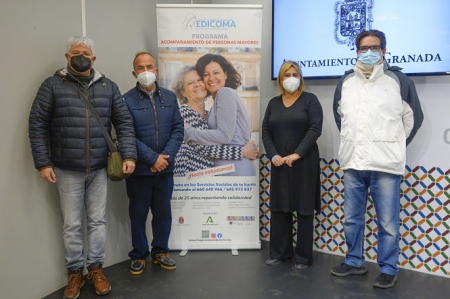 Presentación del programa de acompañamiento de mayores (JAVIER ALGARRA / AYUNTAMIENTO)