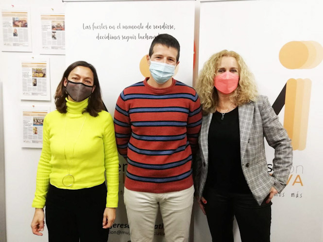 Foto de familia tras la reunión (VAMOS GRANADA)