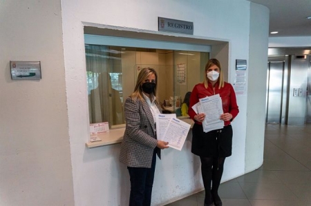 El PP presenta firmas recogidas en Monachil por el retén de bomberos en Pradollano (PP) 