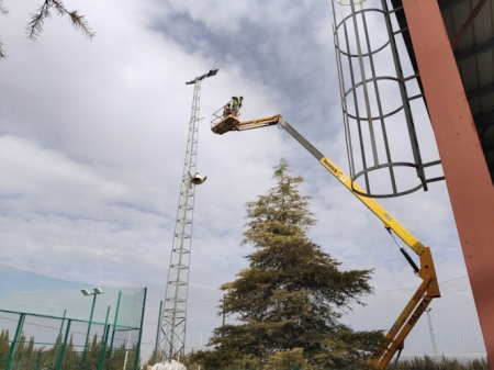 Sustitución de las luminarias (AYTO. ALHENDÍN) Sustitución de las luminarias (AYTO. ALHENDÍN)