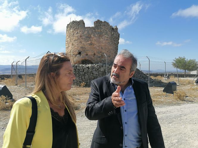 Concha Insúa y Antonio Pelaez en el Camino de San Juan de la Cruz (CIUDADANOS)