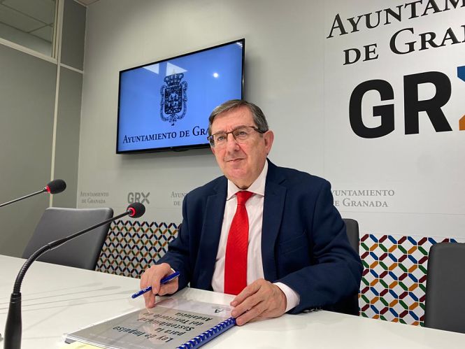 El concejal del PP en el Ayuntamiento de Granada, Luis González (PP)