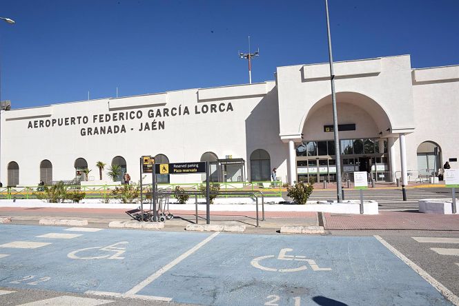 Aeropuerto Federico García Lorca Granada-Jaén (DIPUTACIÓN DE GRANADA) 
