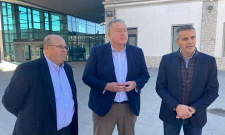 Miembros del PP en la estación de tren (PP) Miembros del PP en la estación de tren (PP)