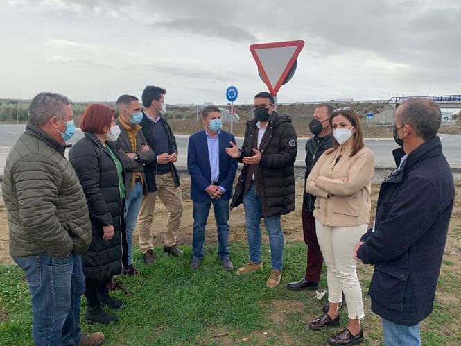 Imagen de la visita al enlace A-44 (PSOE)