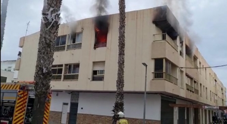 Vivienda incendiada (AYUNTAMIENTO DE ALMUÑÉCAR) Vivienda incendiada (AYUNTAMIENTO DE ALMUÑÉCAR)