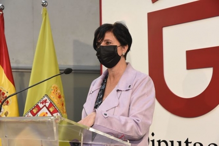 La diputada de Igualdad, Juventud y Administración Electrónica, Mercedes Garzón (R. PORCEL / DIPGRA)