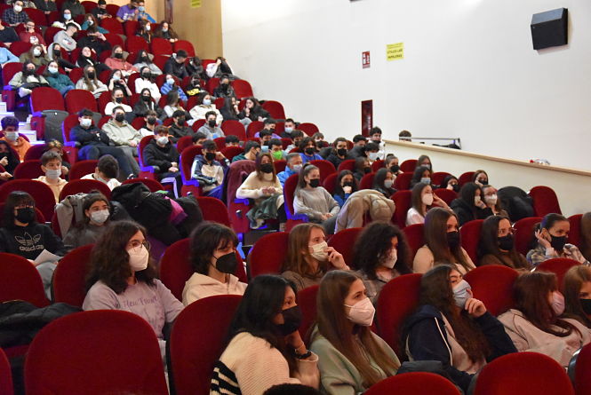 Imagen del pleno juvenil (AYTO. BAZA)