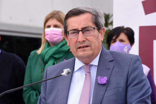 El presidente de la Diputación de Granada, José Entrena (DIPUTACIÓN)