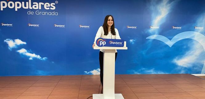 La portavoz adjunta del Partido Popular de Granada, María Vera (PP)