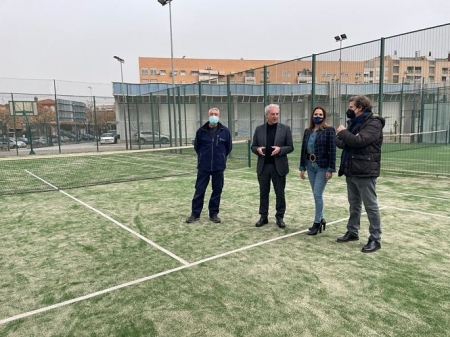 Imagen de la visita a las pistas (AYTO. GRANADA) 