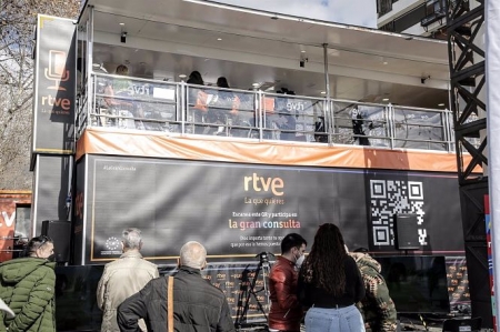 El estudio móvil de ‘La Gran Consulta’ de RTVE durante su visita a Benidorm, en imagen de archivo (JOAQUÍN REINA - EUROPA PRESS) 