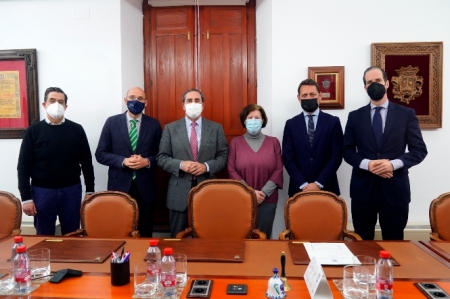 Imagen de la entrega a Caritas (ICAGR)