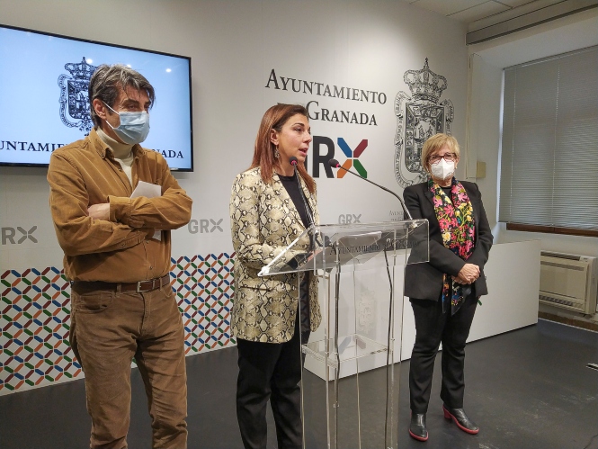 Presentación del acuerdo sobre las terrazas (JAVIER ALGARRA / AYUNTAMIENTO)