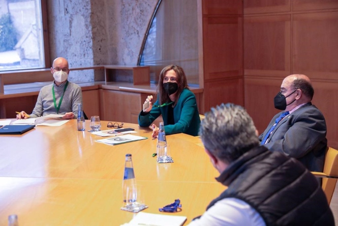 Reunión para un dispositivo especial por la salida de Santa María de la Alhambra (PATRONATO DE LA ALHAMBRA Y GENERALIFE) 