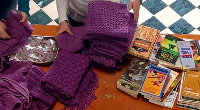 Bufandas que se han intercambiado (AYTO. LA ZUBIA)