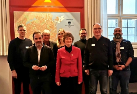 Imagen del encuentro (AYTO. GRANADA) 