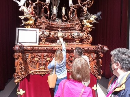 Imagen de uno de los talleres multisensoriales (AYTO. GRANADA) 