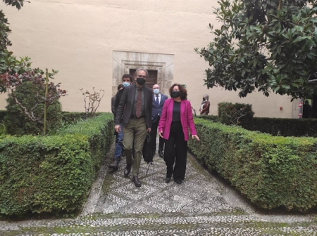 Joan Subirats y Pilar Aranda en el Rectorado de la Universidad de Granada, en una visita del ministro en marzo (EUROPA PRESS)