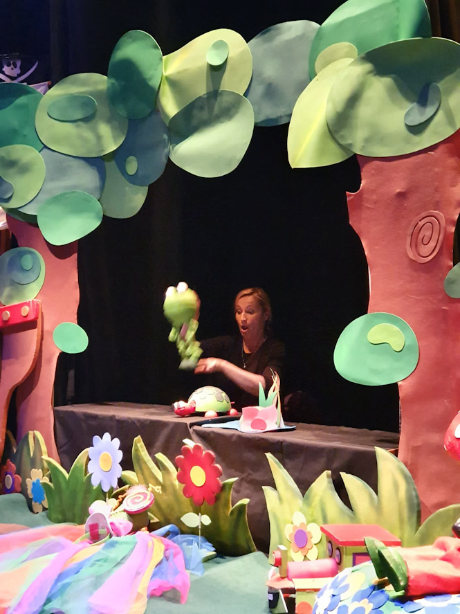 Representación de la obra de teatro (AYTO. HUÉTOR TÁJAR)