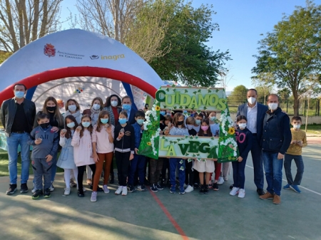 Participantes en las jornadas medioambientales (AYTO. GRANADA)