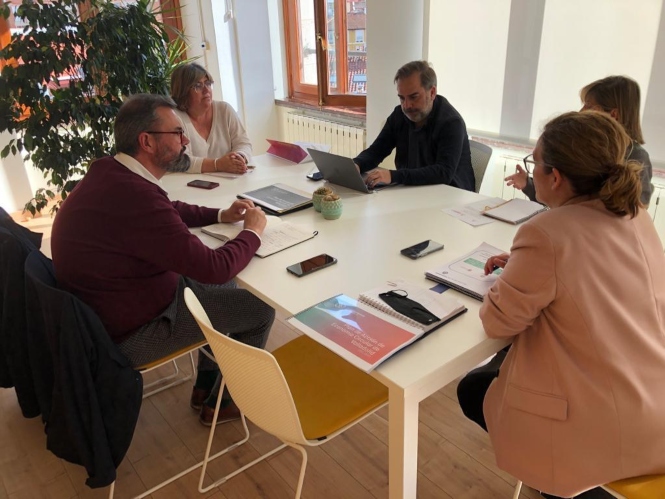 Imagen de la reunión con el Ayuntamiento de Valladolid (AYTO. GRANADA) 