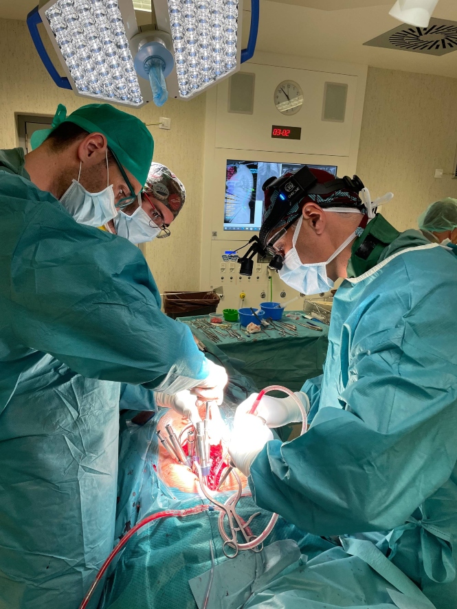 Intervención de columna aplicando inteligencia artificial (HUSC)