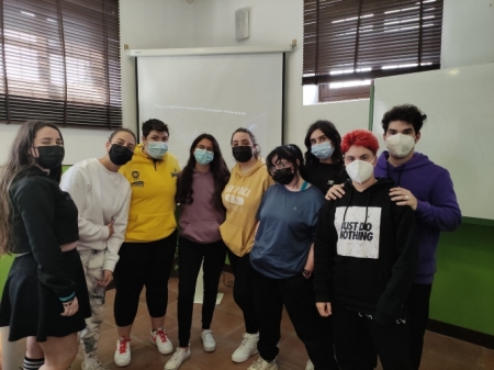 Jovenes gabirros que participan en el proyecto (AYTO. LAS GABIAS)