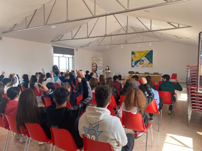 Imagen de la reunión (AYTO. BAZA))