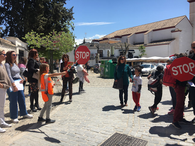 Salida uno de los colegios (AYTO. GRANADA)