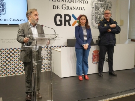 El portavoz del equipo de gobierno de Granada, Jacobo Calvo (JAVIER ALGARRA / AYUNTAMIENTO)