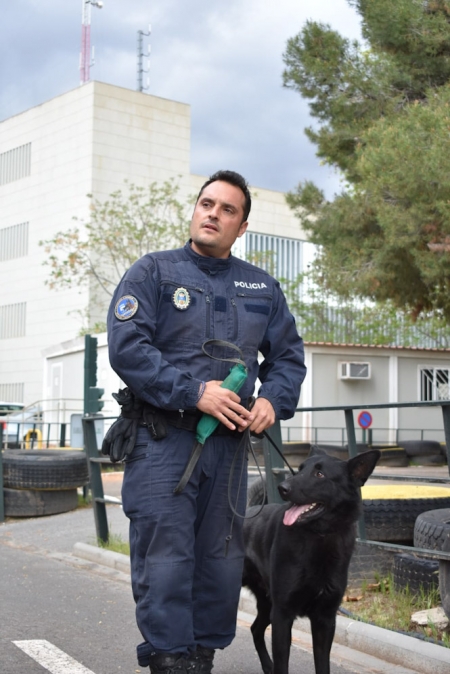 Jesús Yeguas junto a Drako (AYTO. MARACENA) Jesús Yeguas junto a Drako (AYTO. MARACENA)