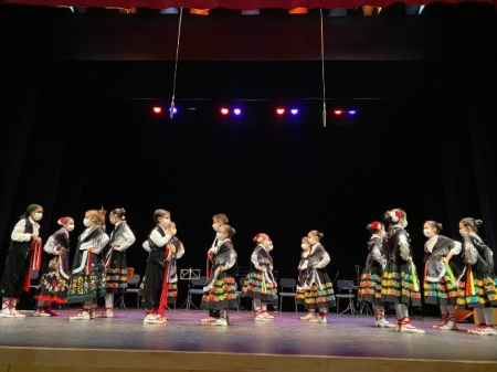 AYUNTAMIENTO DE GUADIX) AYUNTAMIENTO DE GUADIX)