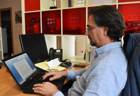 	El portavoz de IU en el Ayuntamiento de Guadix, Manuel Ortiz (IU)	