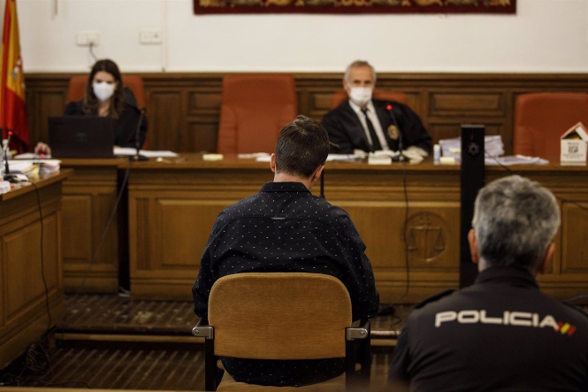 Primera sesión del juicio en la Audiencia de Granada contra el legionario acusado de asesinar el 8 de febrero de 2020 a su expareja en Zaidin (ÁLEX CÁMARA / EUROPA PRESS)