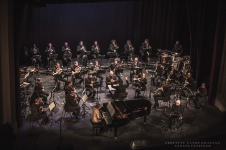 Actuación en Gravite Festival (GRAVITE FESTIVAL) Actuación en Gravite Festival (GRAVITE FESTIVAL)