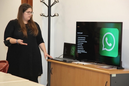 Taller `Ciberabuelos` celebrado en La Zubia (AYTO. LA ZUBIA)