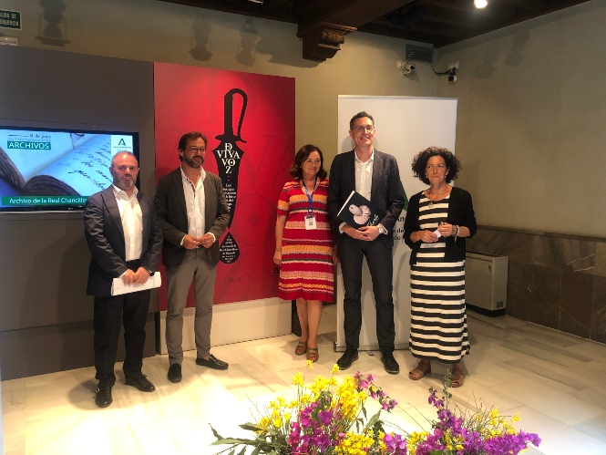 Inauguración de la expocisión en la Real Chancilleria (Junta)